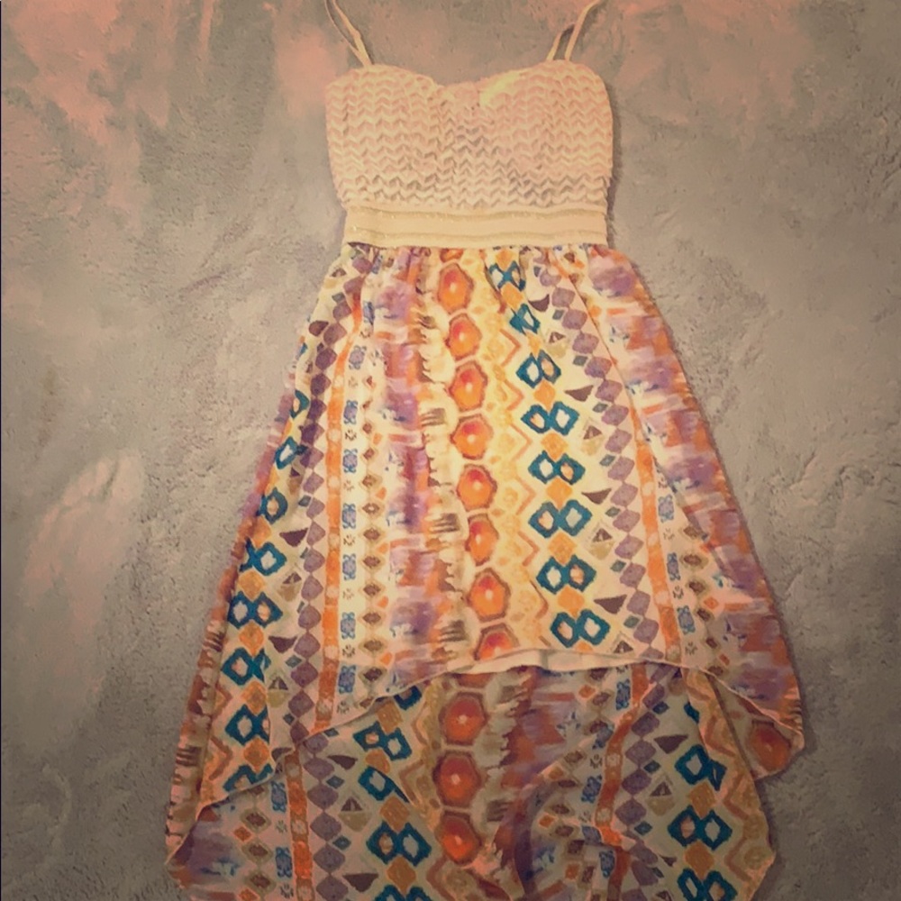 Windsor Patterned Open Back Dress - image 1